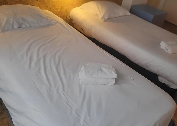 Hostel20 Wilson ホステル トゥールーズ