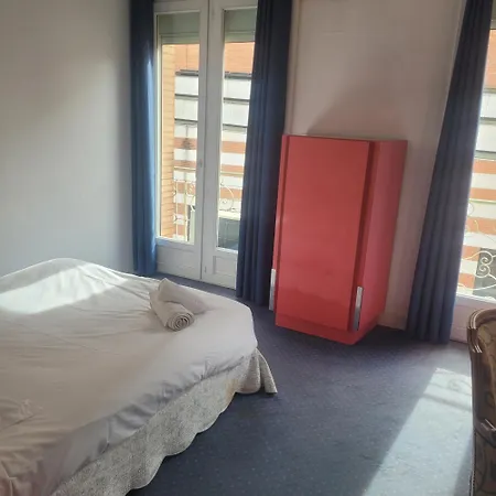 Hostel20 Toulouse Wilson Хостел Тулуза